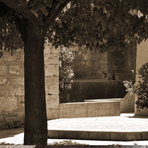Estone Bild 4 - Pierre de Lègnes